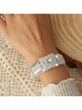 Sparkling Square Shaped Full Rhinestone Spring Open Silver Bracelet